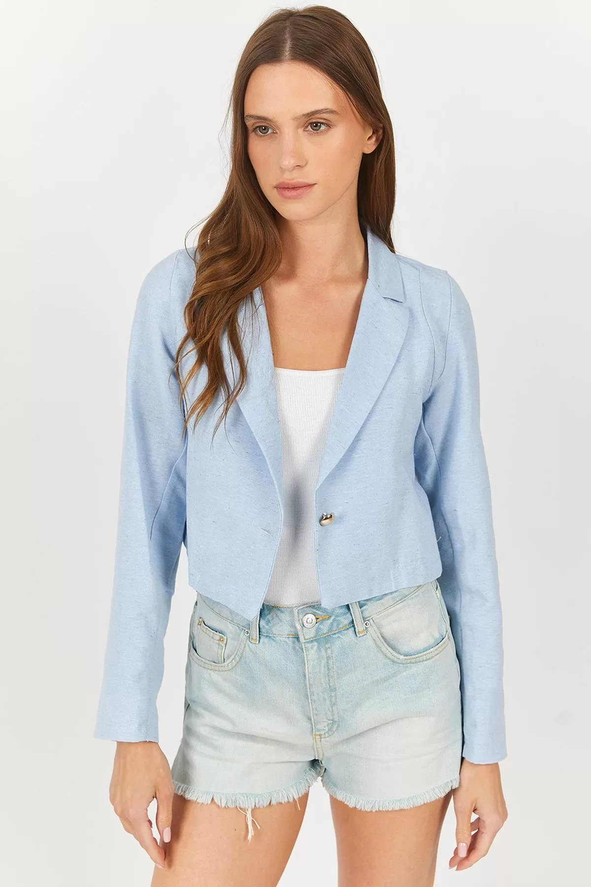 ARM-23Y001064 Bebe Mavi Tek Düğmeli Crop Ceket