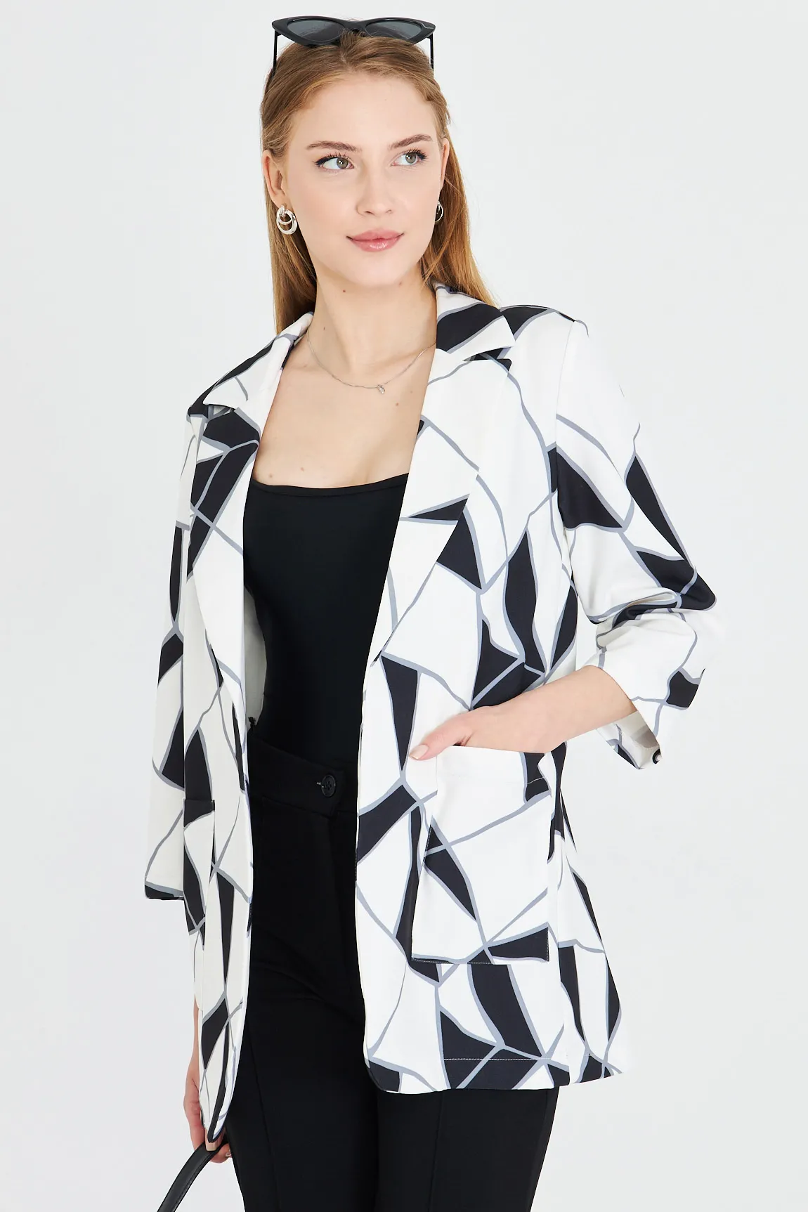 ARM-25Y001057 Beyaz Cepli Oversize Ceket