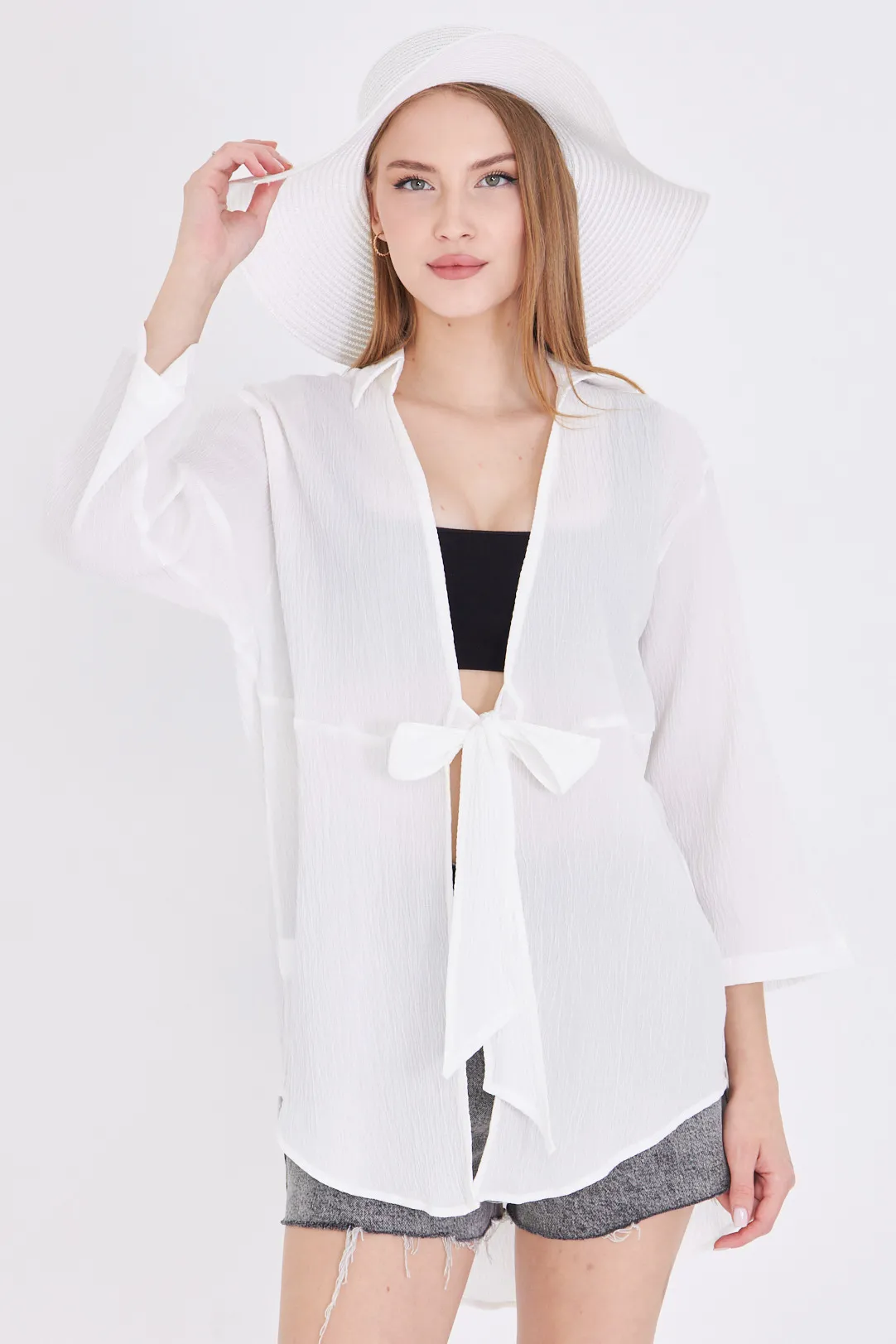 ARM-24Y001063 Beyaz Keten Görünümlü Önden Bağlamalı Kimono Gömlek