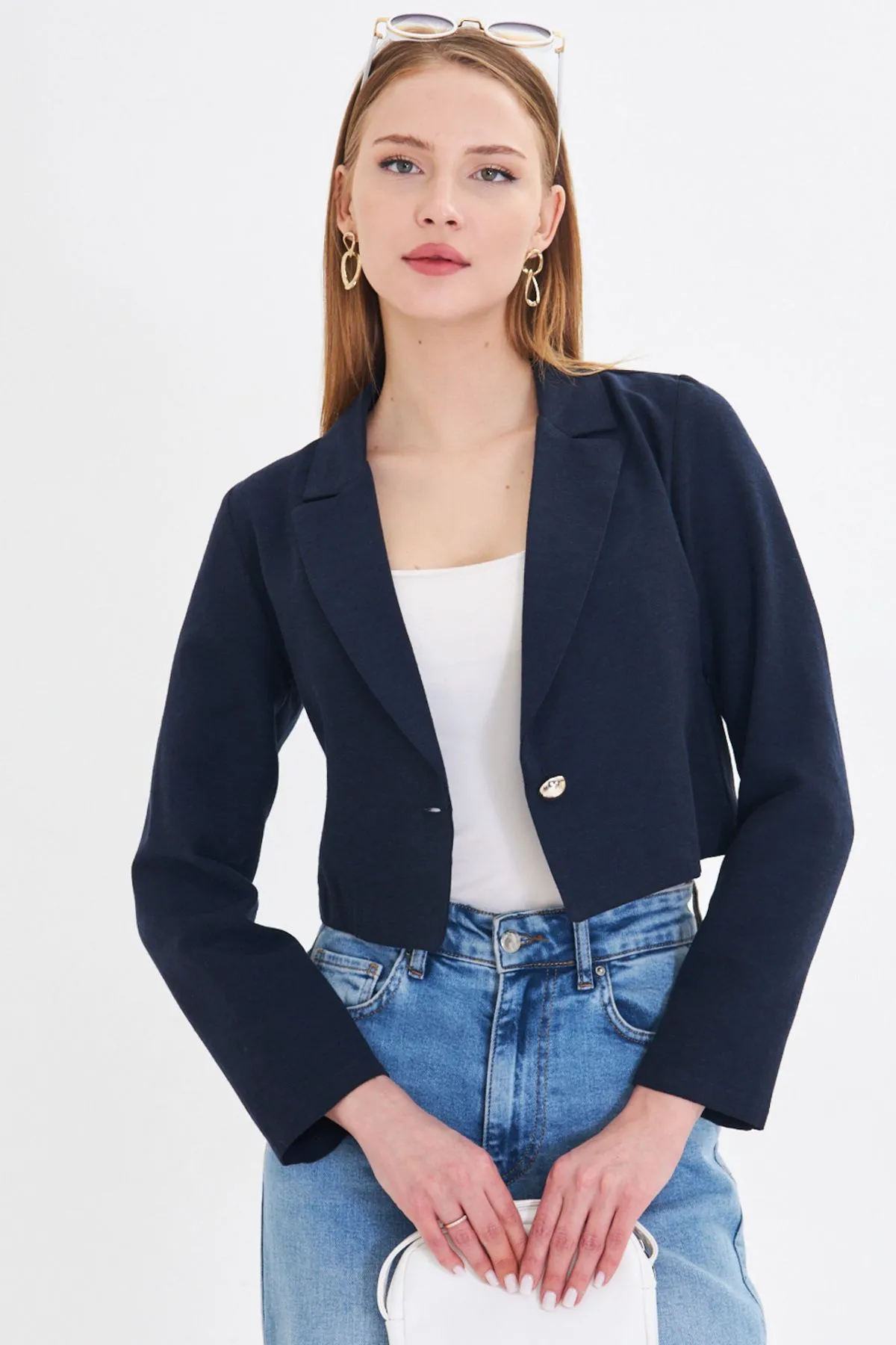 ARM-23Y001064 Lacivert Tek Düğmeli Crop Ceket