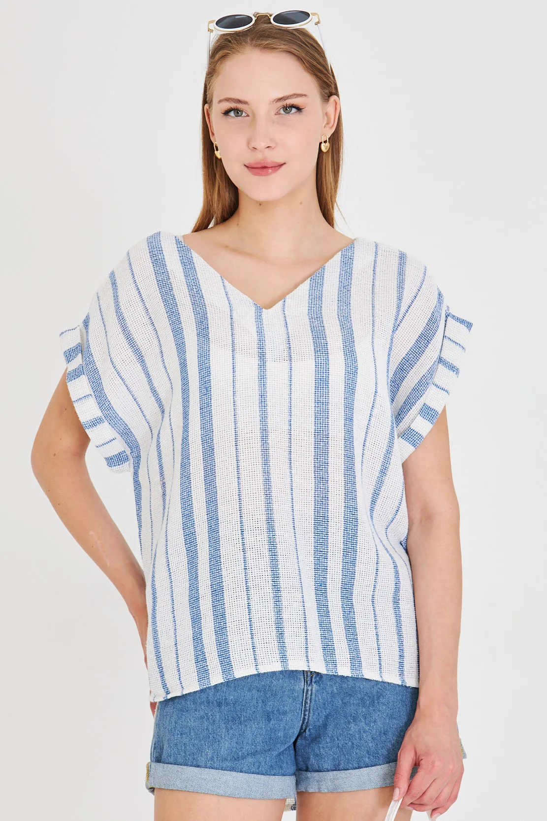 ARM-25Y001056 Saks V Yaka Yanları Yırtmaçlı Arkası Uzun Duble Kol Detaylı Oversize Bluz